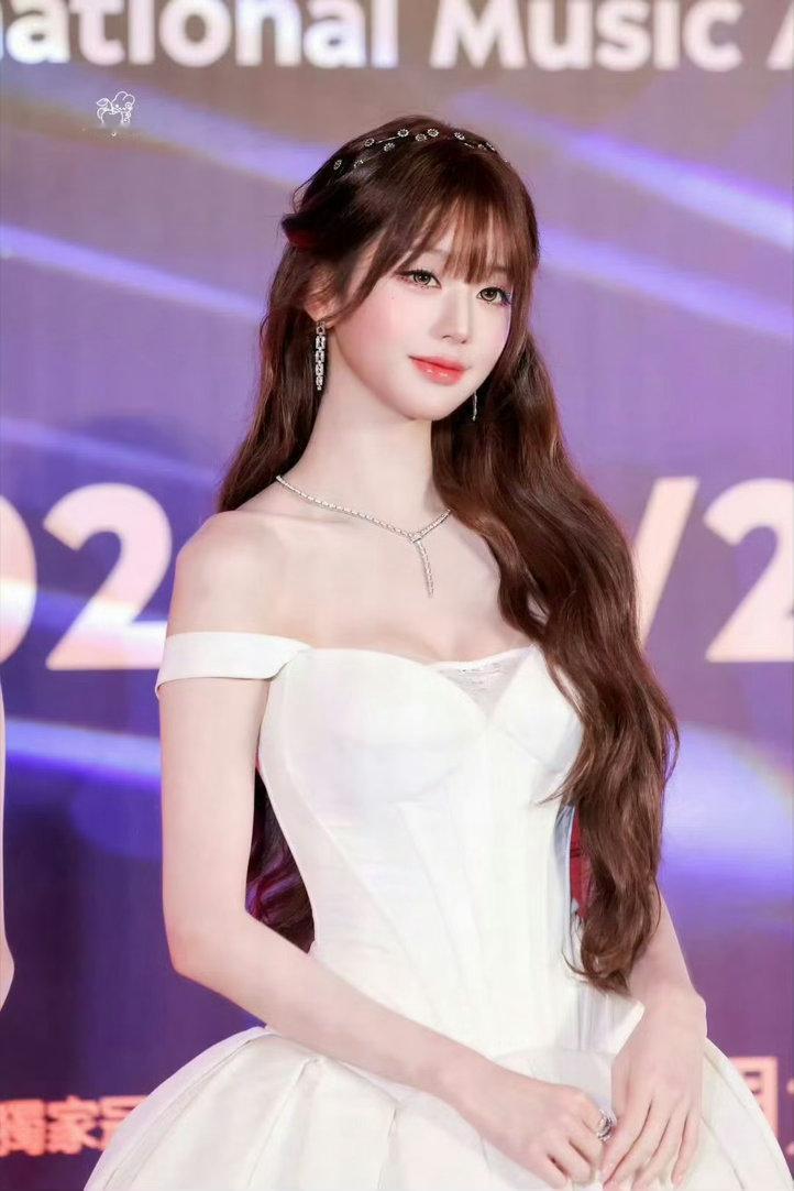 张元英TIMA主持好美｜张元英担任TIMA主持人 我给我卵跪下了 