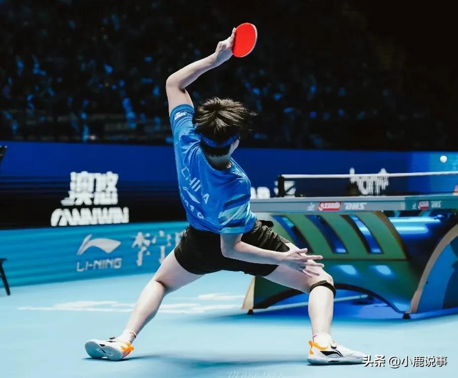 看王楚钦打球，真的能瞬间把人拉到那种热血沸腾的状态。
 
他接球那一下，真的不是