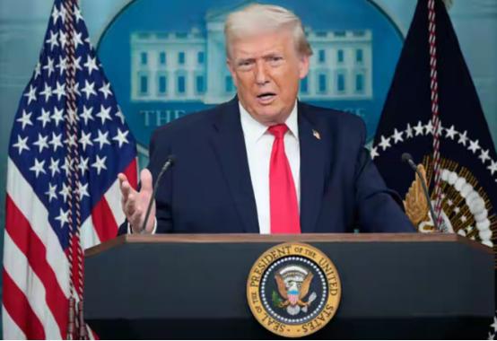 这仗没法打了，跟伊朗打了5天，美国才突然发现一个严重问题，这仗越打越赔本，美国的