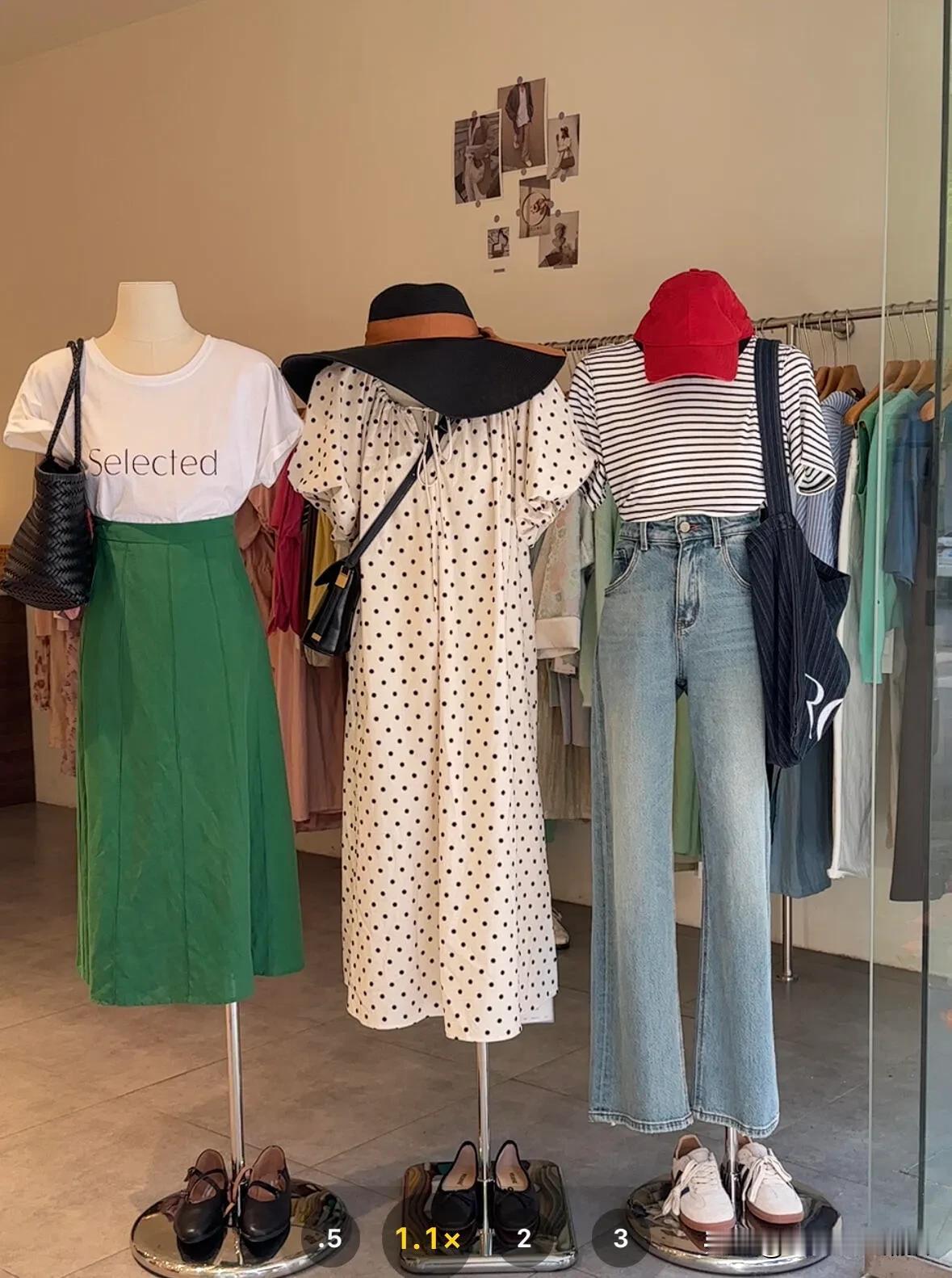 夏季亮色系穿搭展示look

#Fashion潮搭# #减龄穿搭＃# #每日衣搭