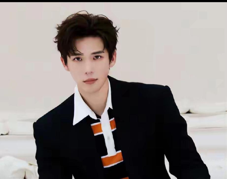 官媒亲宣！王安宇绯闻落幕迎重磅，实力才是硬道理
 
          与关晓彤