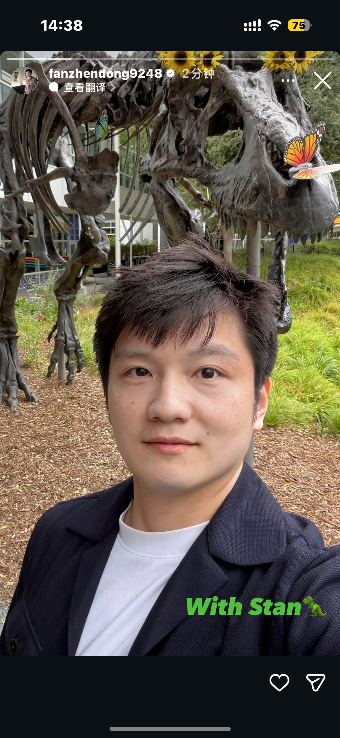 樊振东 昨天去谷歌和英伟达参观了！图1的恐龙在谷歌总部图3合照cr.Vladim