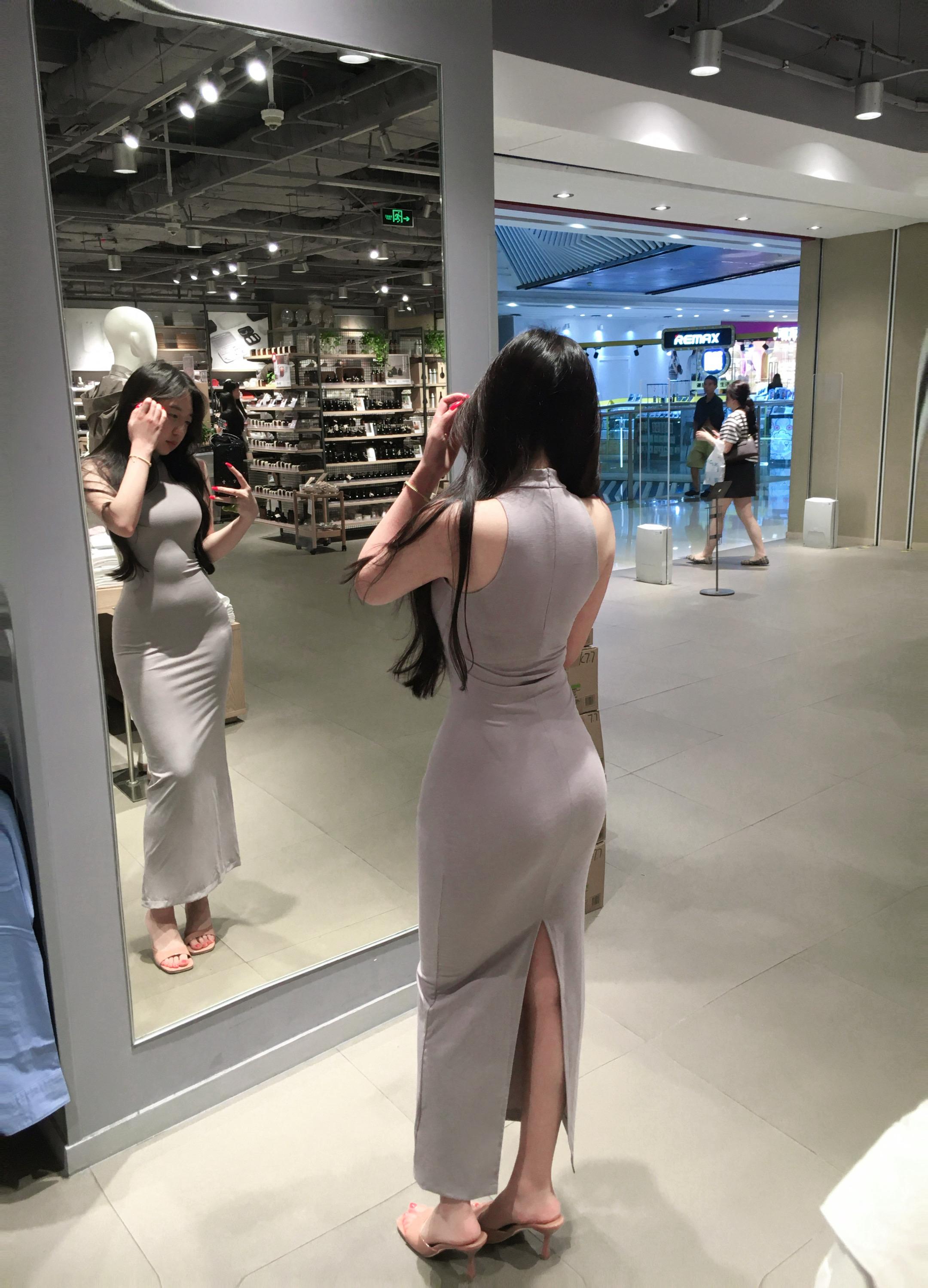 对镜拍穿搭 日常穿搭分享 对镜look 女性穿搭ootd穿搭