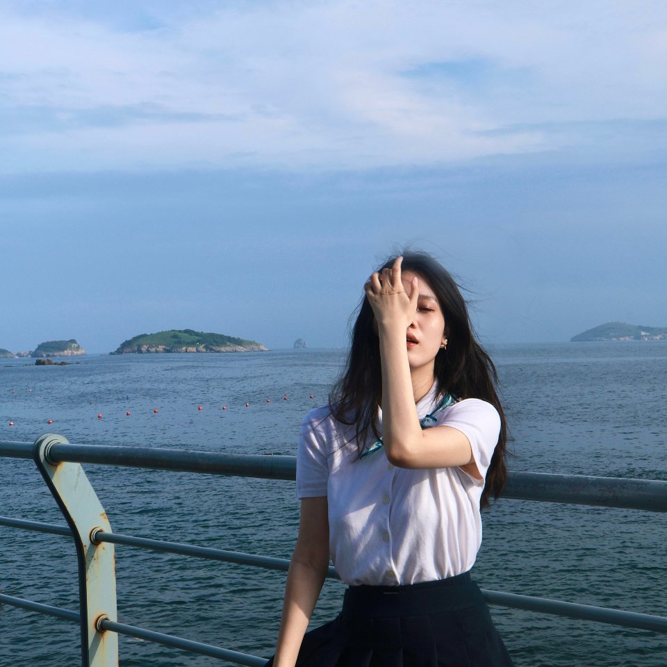 思慕社字母 我们最大的默契，就是我不联系你，你也不联系我。我们就这样，把对方归还