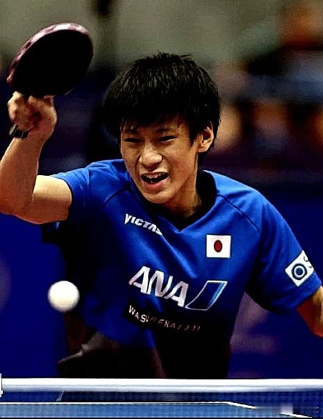 WTT卢布尔雅那挑战赛，日本选手户上隼辅4-3战胜巴西名将雨果，获得男单冠军 