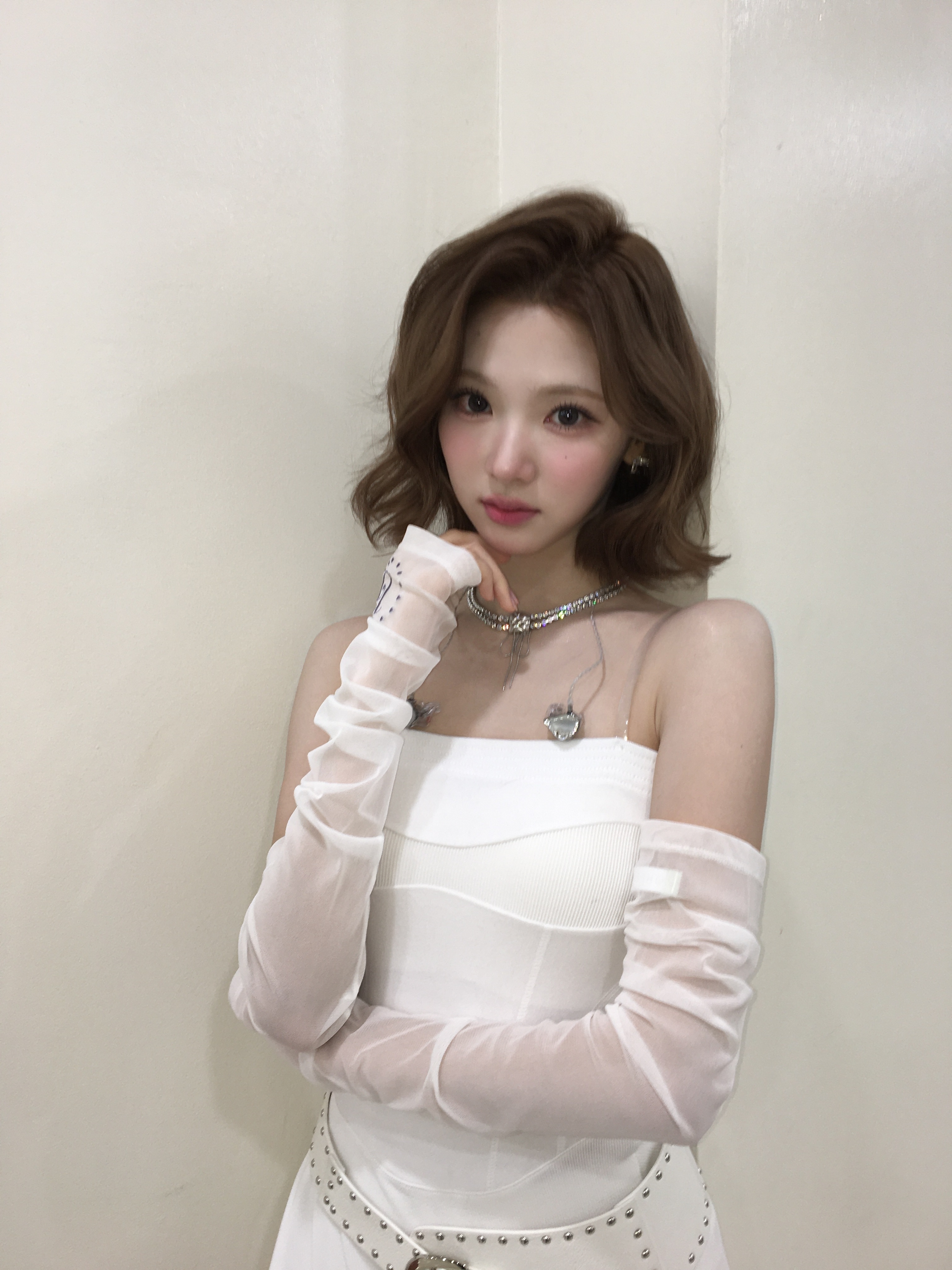 卷发JIWOO 🤍🪽 KMA红毯