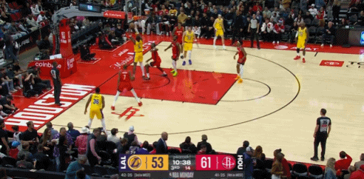 艾顿今天丢脸丢大了……
之前还大言不惭的看不起饼皇卡佩拉，没想到今天却被32岁的