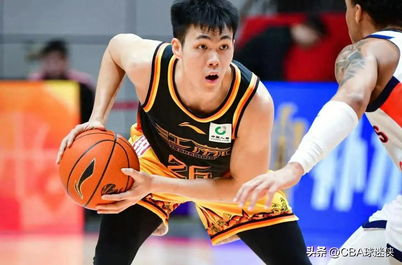 🔥 庞峥麟23+7封神！教科书级绝杀广东，CBA现役最硬国内大心脏 🔥
 