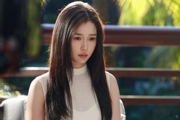 虞书欣演的姜暮是黑芝麻馅汤圆看着奶乎乎的，没想到是跆拳道黑带二段！还贼记仇怼人超