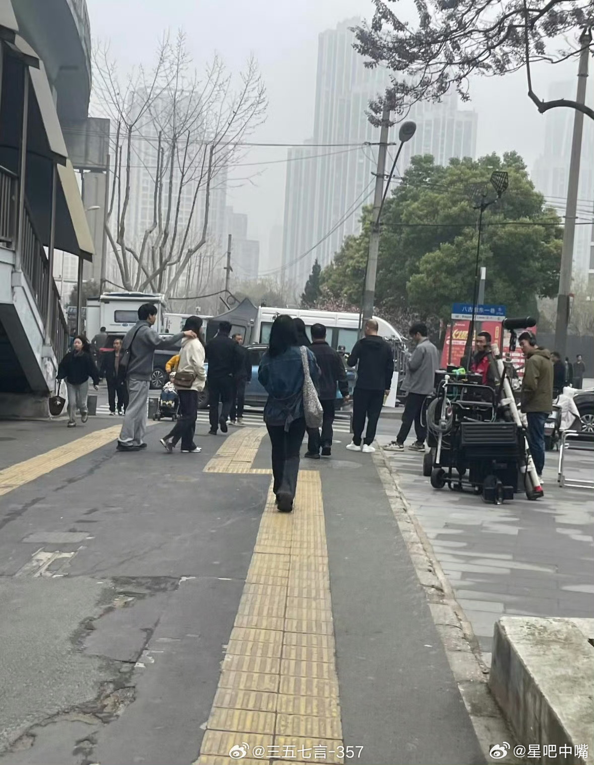 电影荀子遗迹寻子遗迹 吃瓜🍉：图一《荀子遗迹》：赵丽颖 邓超！但是查看了一下只