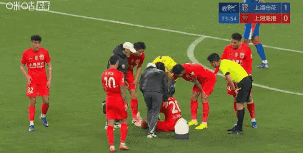 谈到伤兵，穆斯卡特说：“我们还要进行正式的评估，目前来看可能加布里埃尔的伤情比其