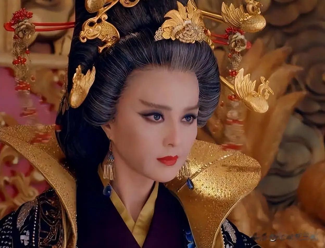 1. 任用宰相最多：唐朝能称为宰相的官职较多，武则天惜才，除大兴科举，还鼓励地方