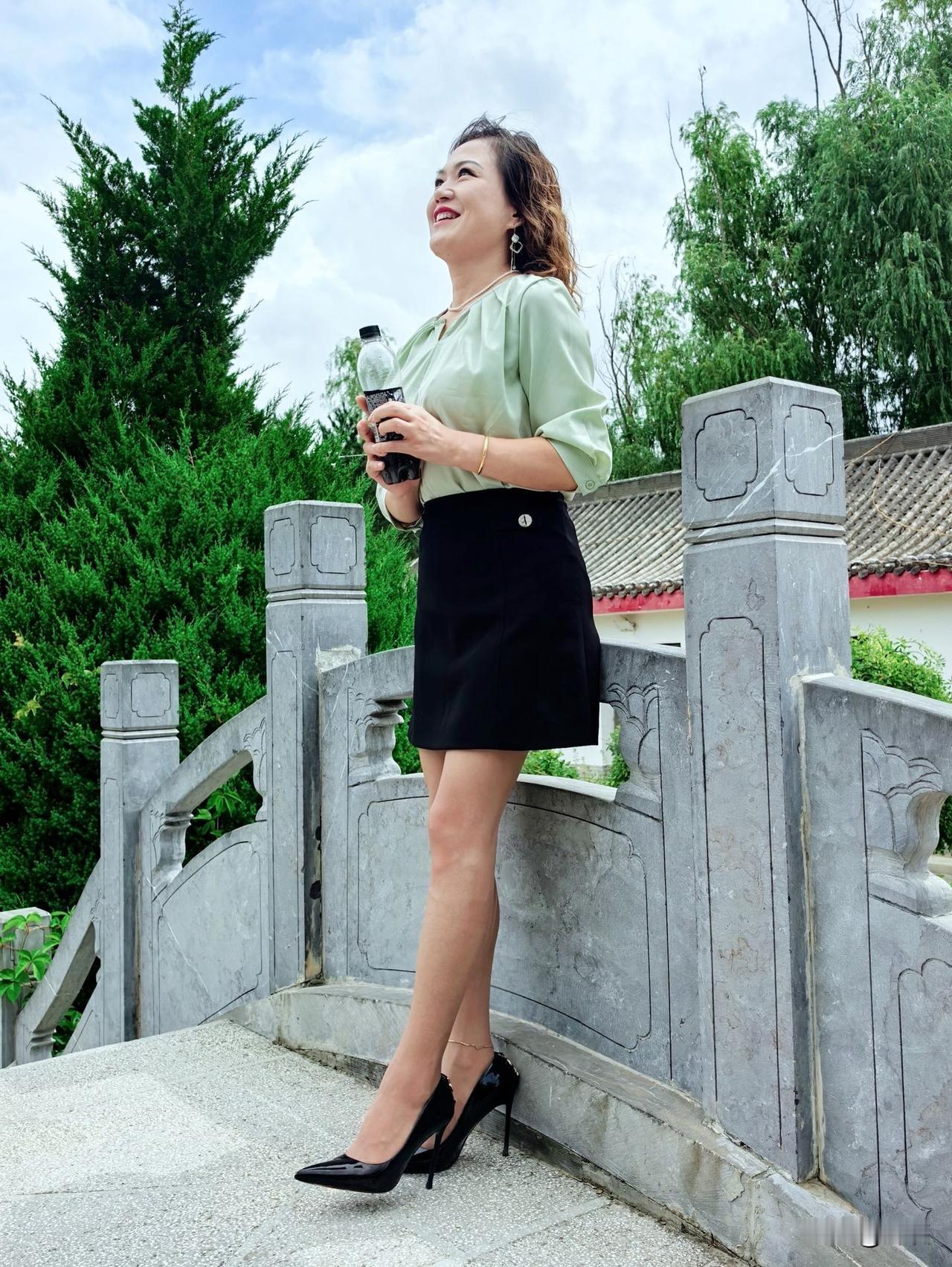 五十岁了穿高跟鞋怎么样？