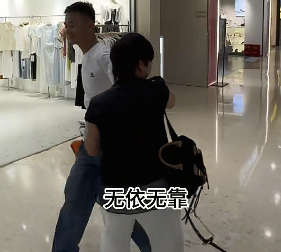 厉怀远向二姨小姨表达自己的心意
现在的厉怀远活成自己喜欢的样子

不得不说厉怀远