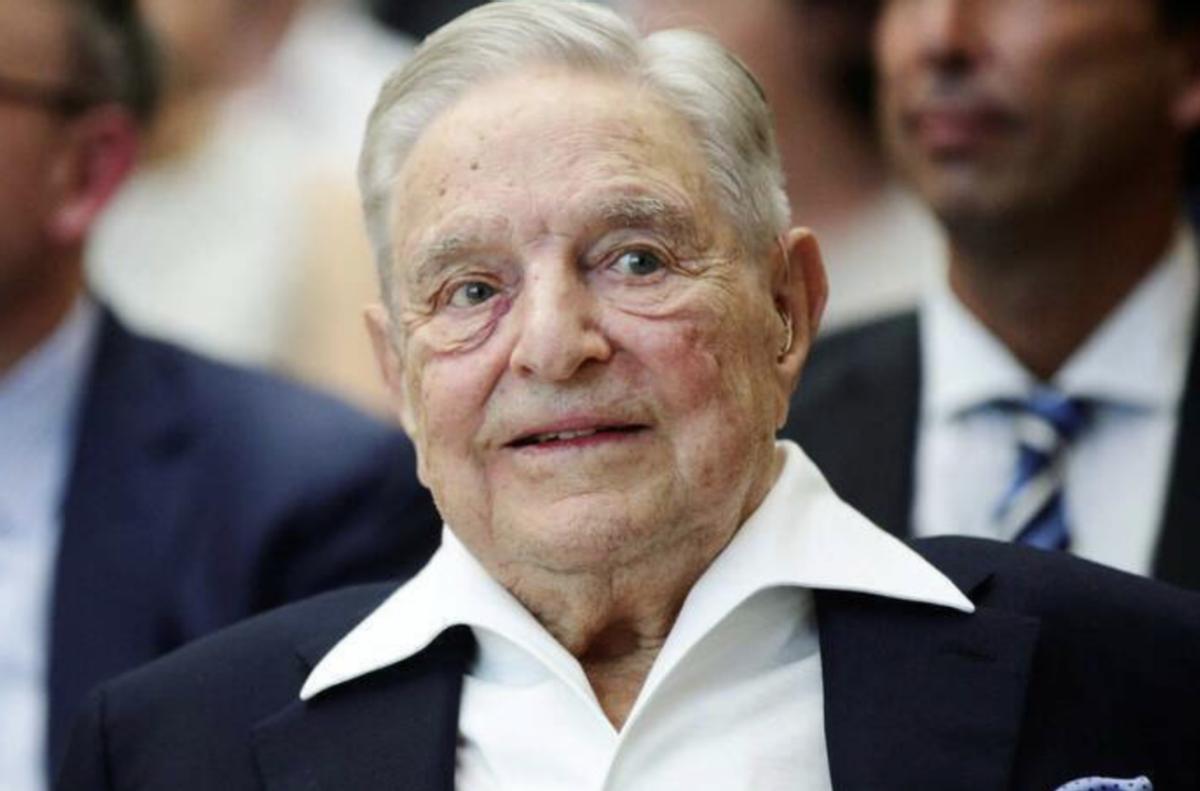 【特朗普准备“追杀”“金融巨鳄”索罗斯】

根据《华尔街日报》的说法，有知情人士