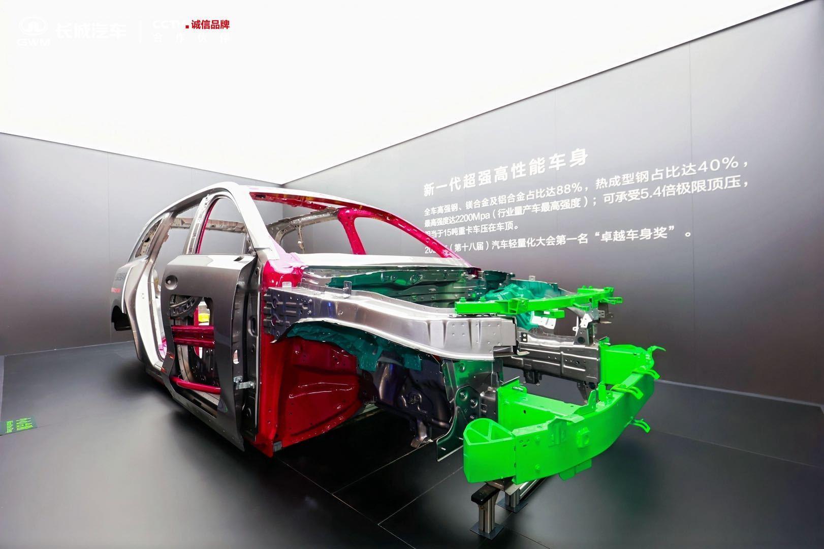 车企的本质是什么？我觉得是给消费者提供可靠的出行产品选择，是为消费者造车，所以，