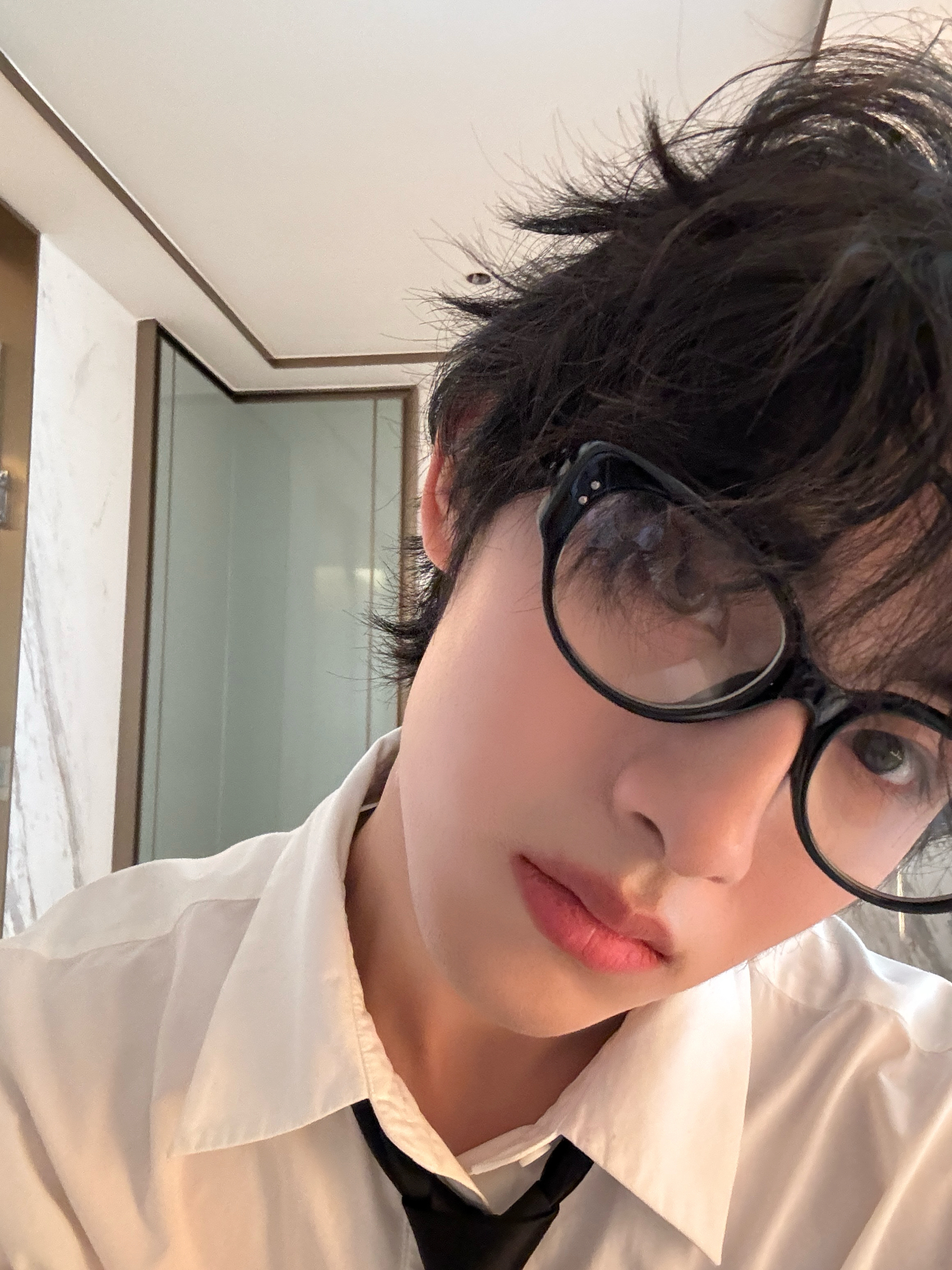董思成自拍集 winwin欧巴一出手就是贵卡🤳 