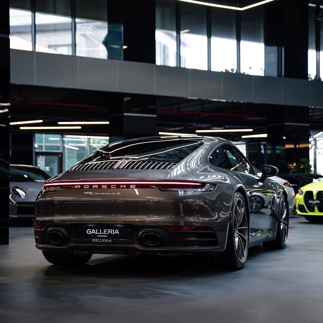 •••PORSCHE CARRERA 4S••• ​​​