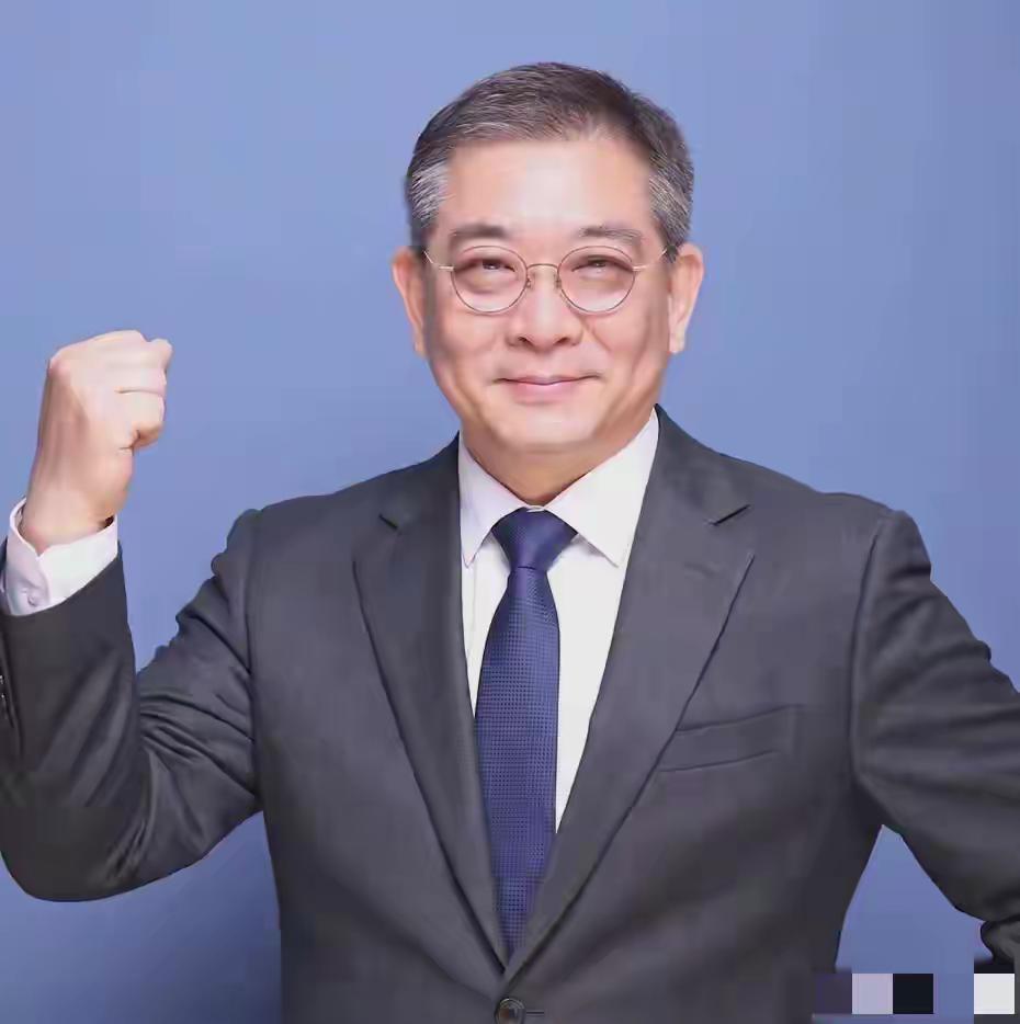 国民党大陆事务部主任张雅屏6月5日表示，台海问题的核心从来不是统或独，当前两岸应
