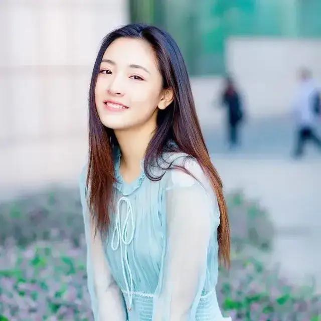 吴倩与张雨剑疑似复合 吴倩张雨剑同框逛超市，复合传闻又起？刷到武汉万象城超市偶遇