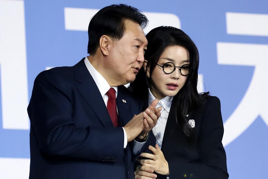 84万人迎自由，李在明大赦全韩国，唯独尹锡悦夫妇无路可退
 
韩国光复节80周年