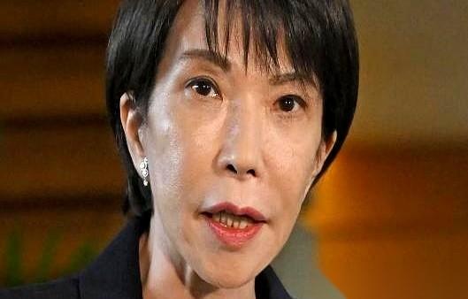 有人把这桩意外称为“最快的现世报”。
2026年4月21日上午，日本首相高市早苗