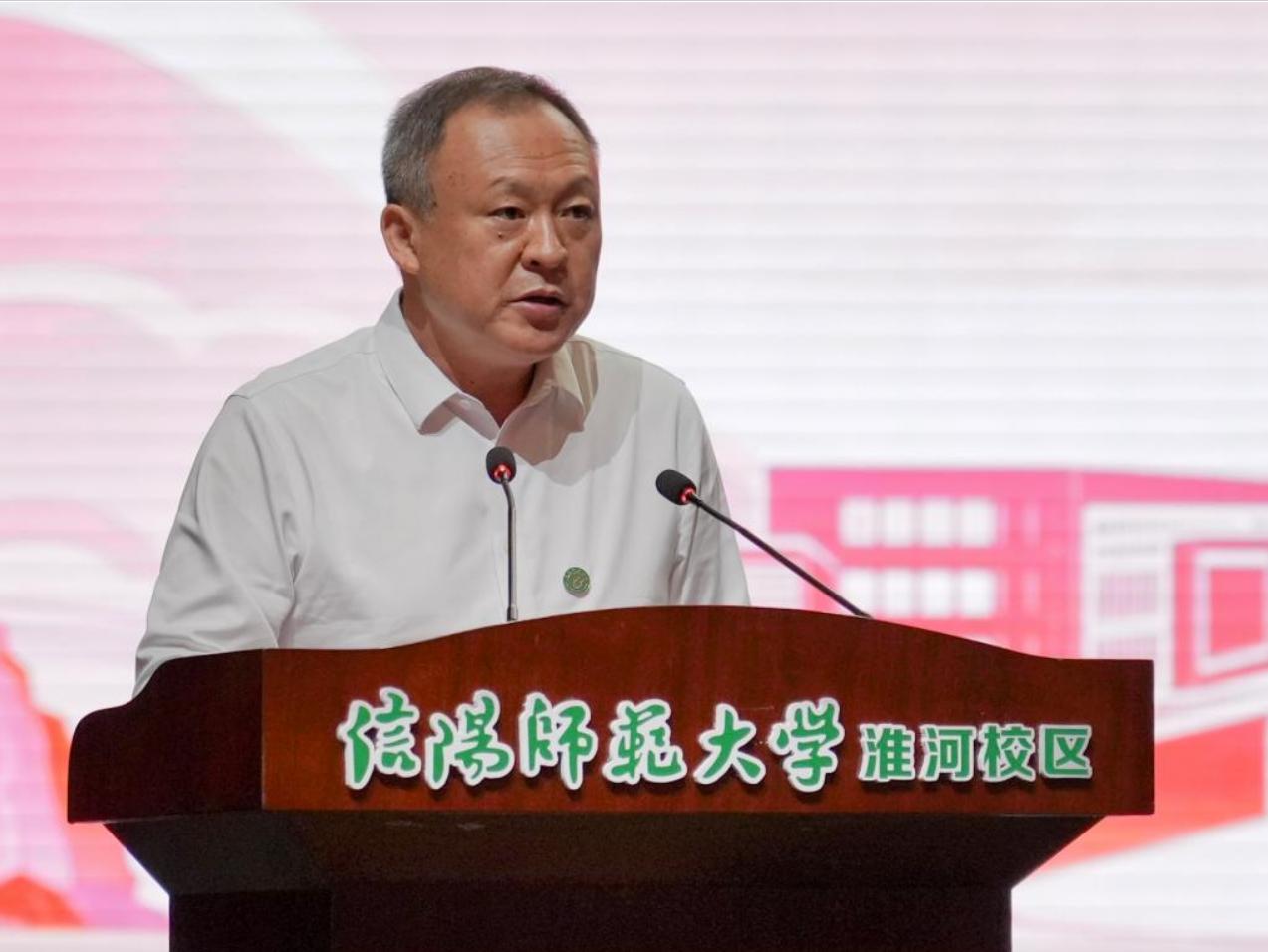 在信阳师范大学当了两年副校长的涂友超教授，已调任河南师范大学副校长了！

秋季开
