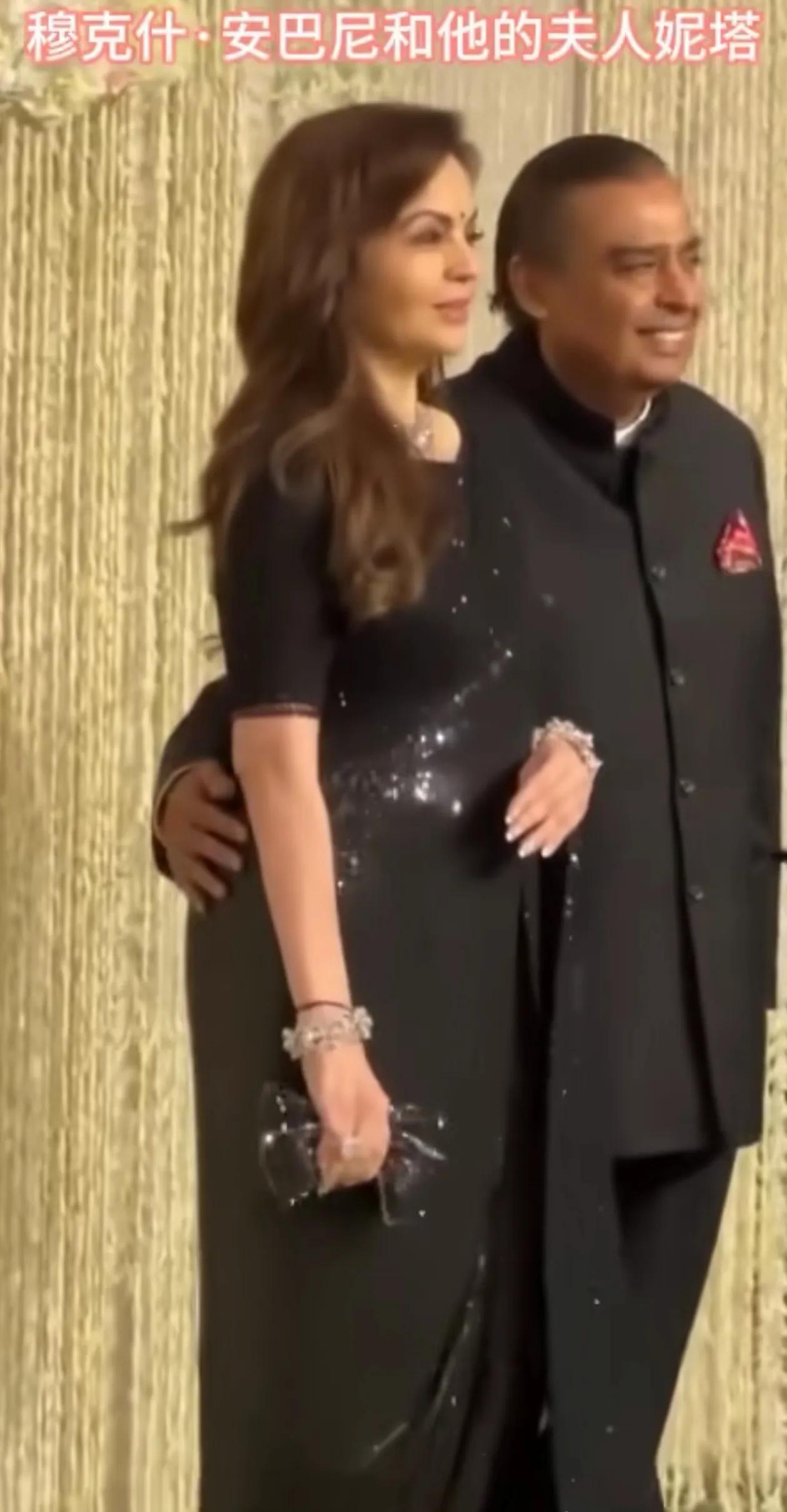 印度首富穆克什·安巴尼与独宠40年夫人妮塔