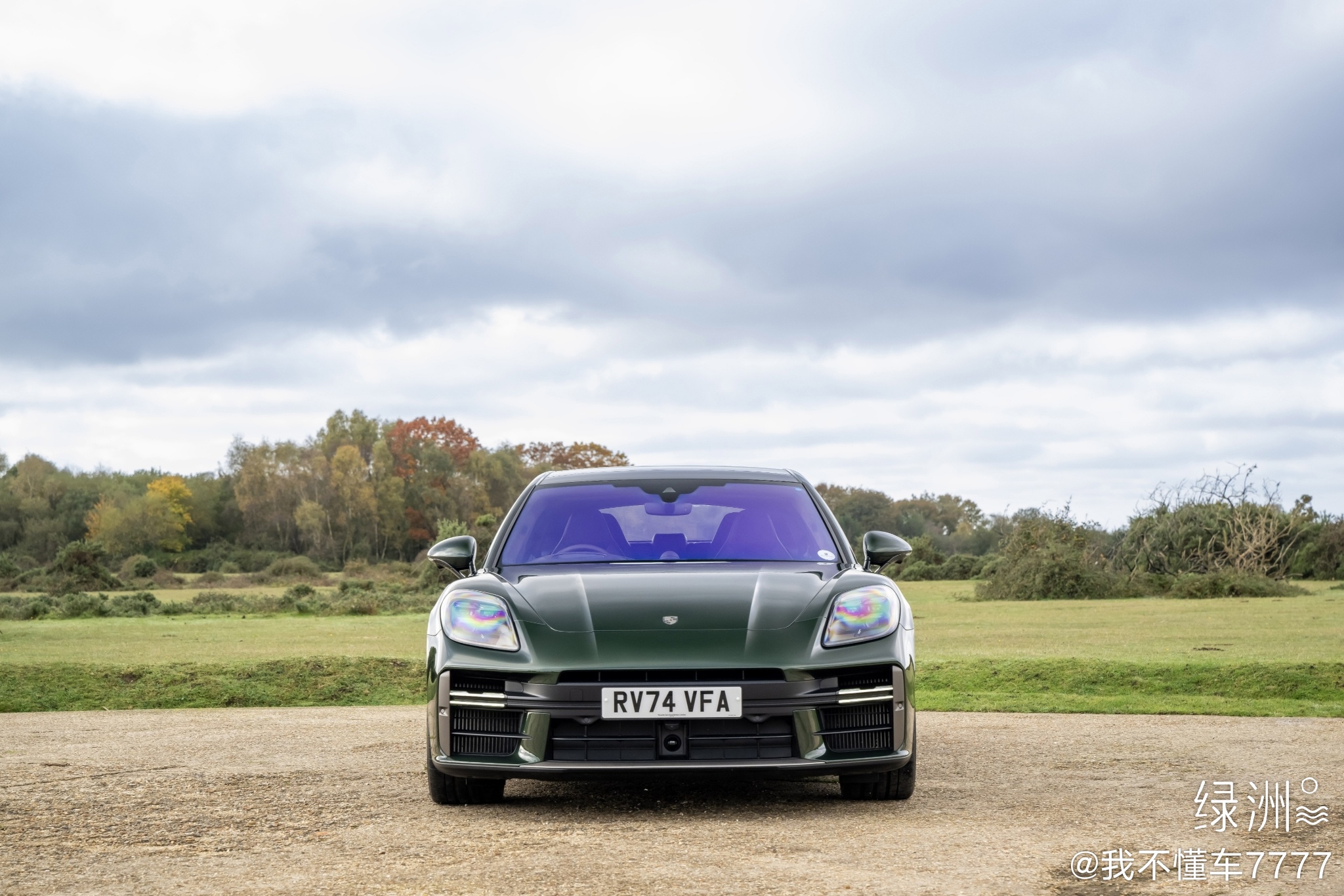 早 保时捷帕拉梅拉 绿洲