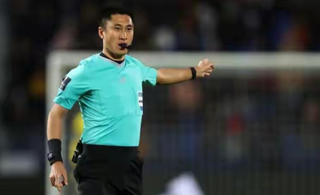 必须保护马宁！
沙特媒体传出消息，中国著名国际裁判马宁被亚足联开除！
这简直是哗