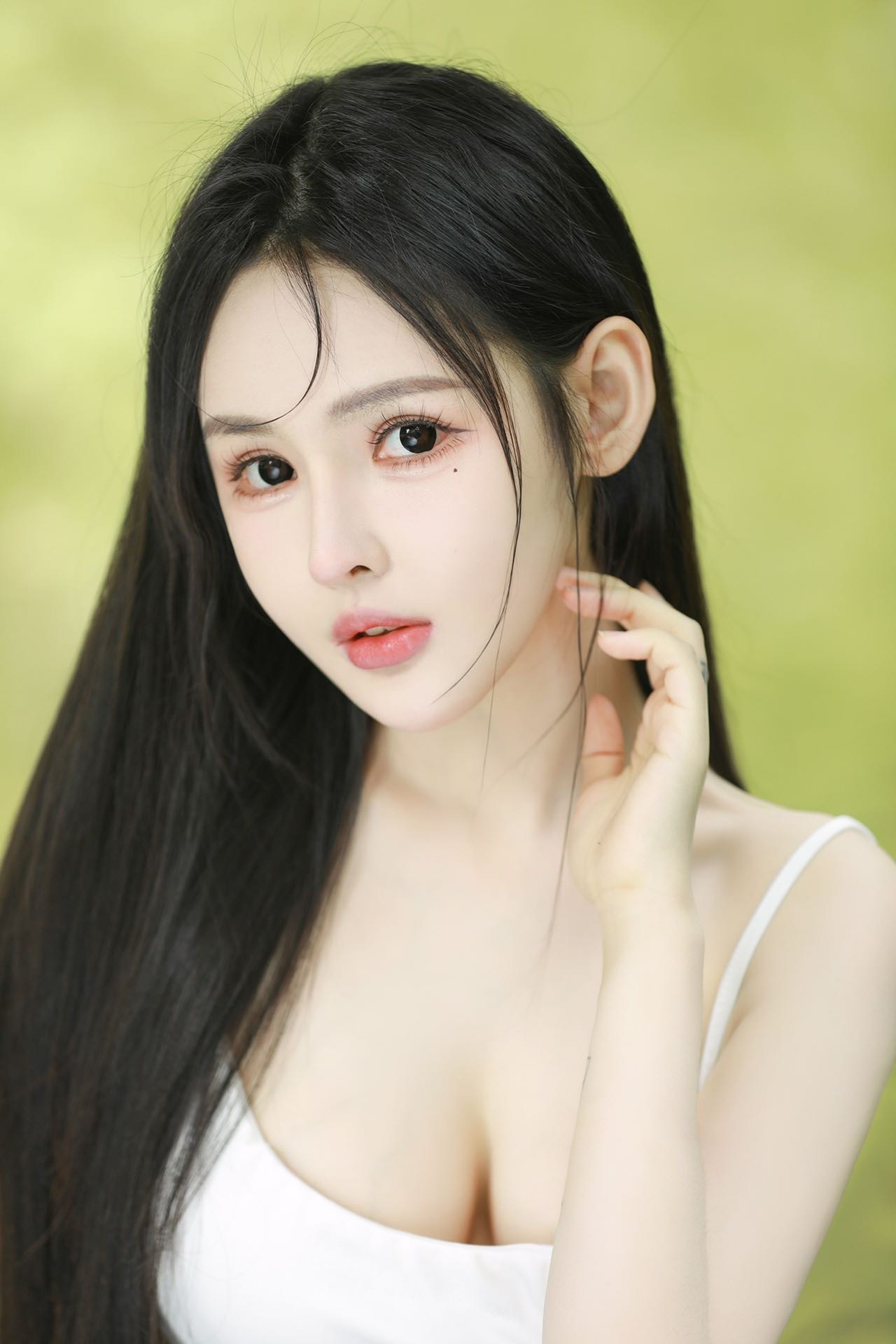 在上海清纯美女 ​​​