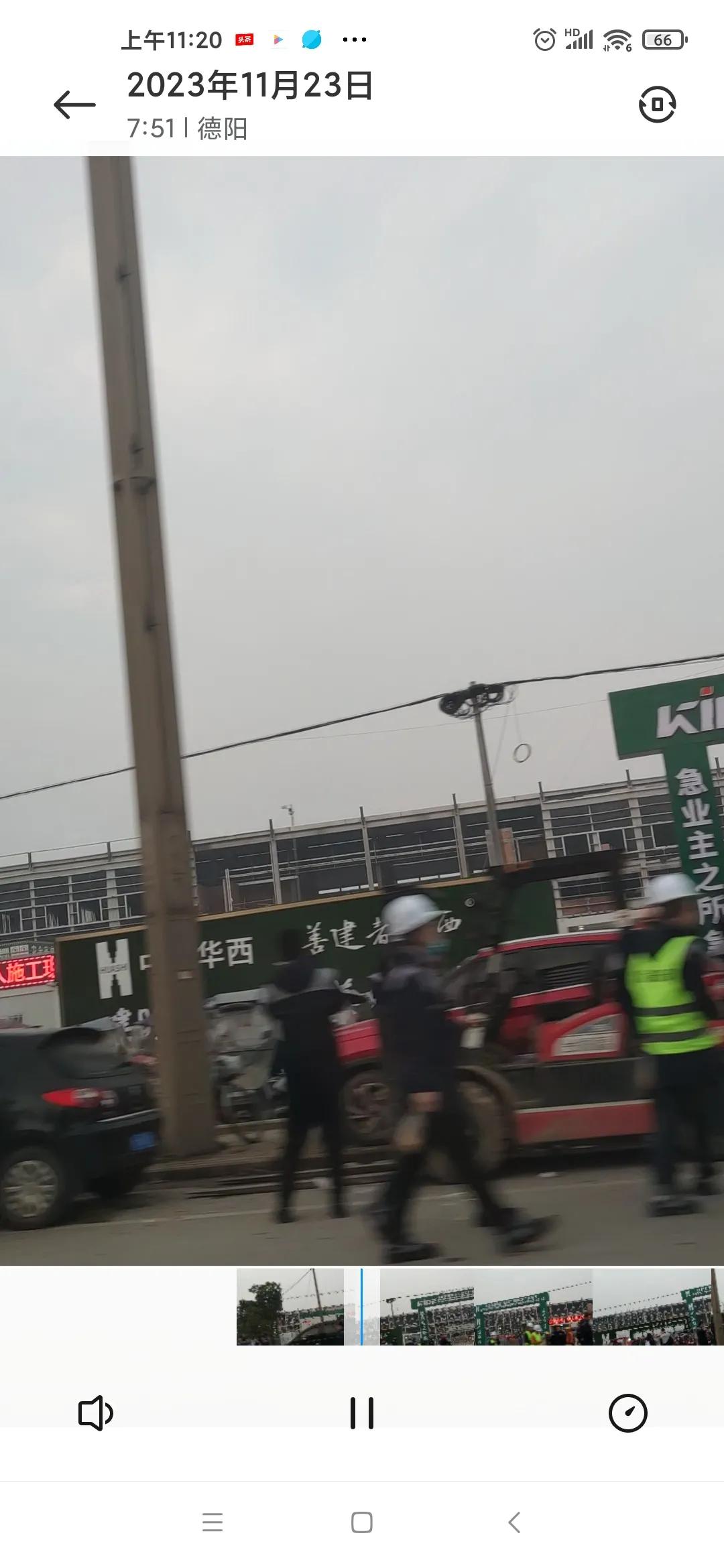 今天早上上班走什邡围城路，看到旁边在建工地打着什邡通航产业园二期标准厂房，有人知