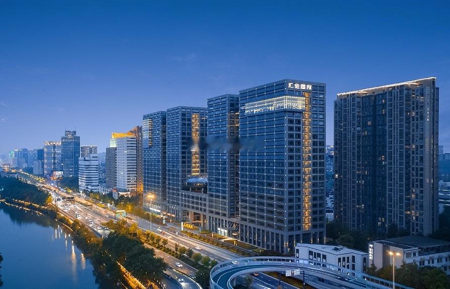 DeepSeek被曝融资500亿若顺利达成，这将刷新中国AI公司单轮融资纪录，也