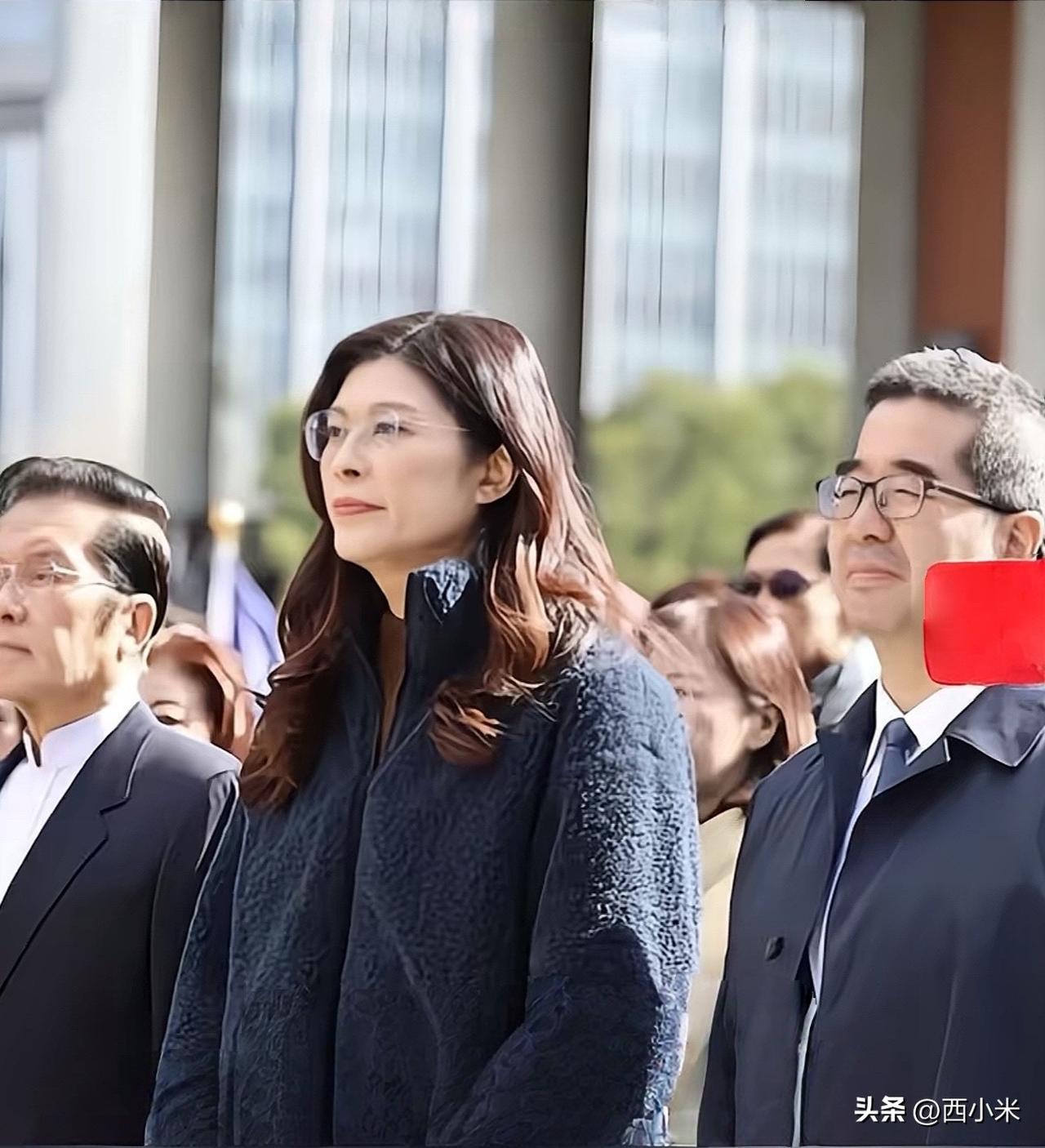 郑丽文国民党主席访问大陆，出发前向已离世51年的蒋介石“报告”此行。

这看似只