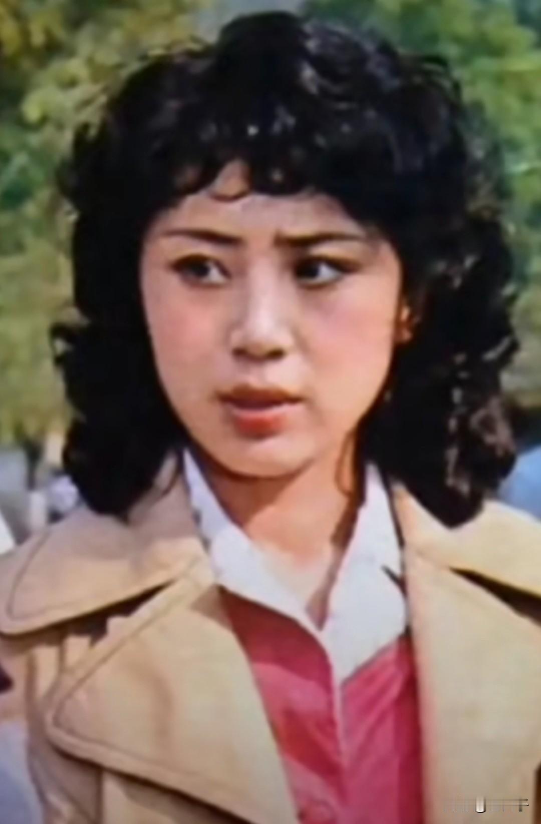 中国电影史人物之第1399位，宝珉（1954— ），生于北京，爱新觉罗氏，乃清皇