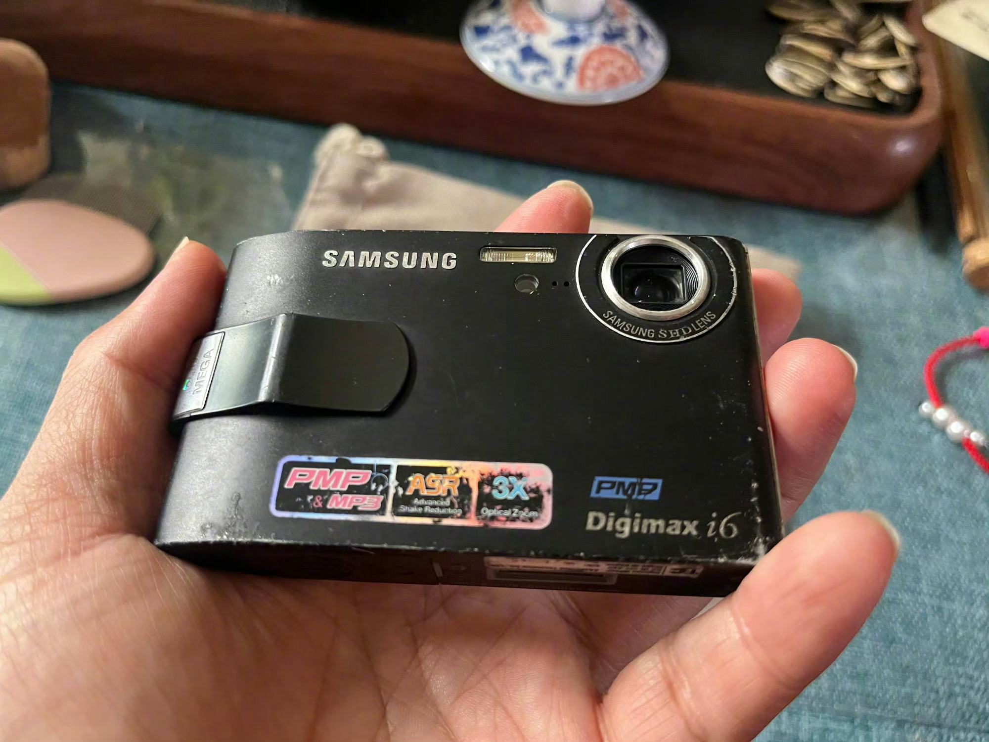 怀旧系列，有没有小伙伴拥有过这些产品的[不愧是你] ​​​
