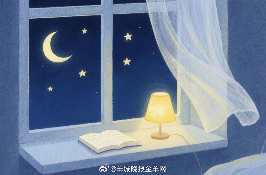 #晚安# 把白天的琐碎折进月光里，让晚风拂去倦意。枕着星子入眠吧，明天醒来，又是
