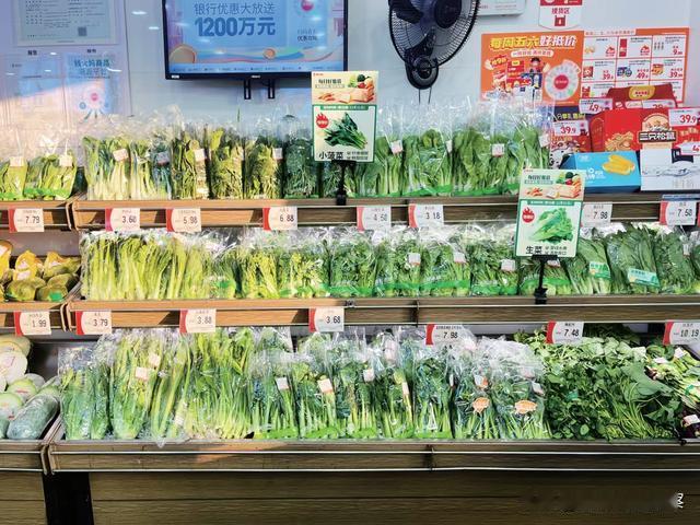 从菜市场猪肉摊到百亿帝国！东莞“卖肉大妈”十年狂开3000店，每晚打折到白送竟年