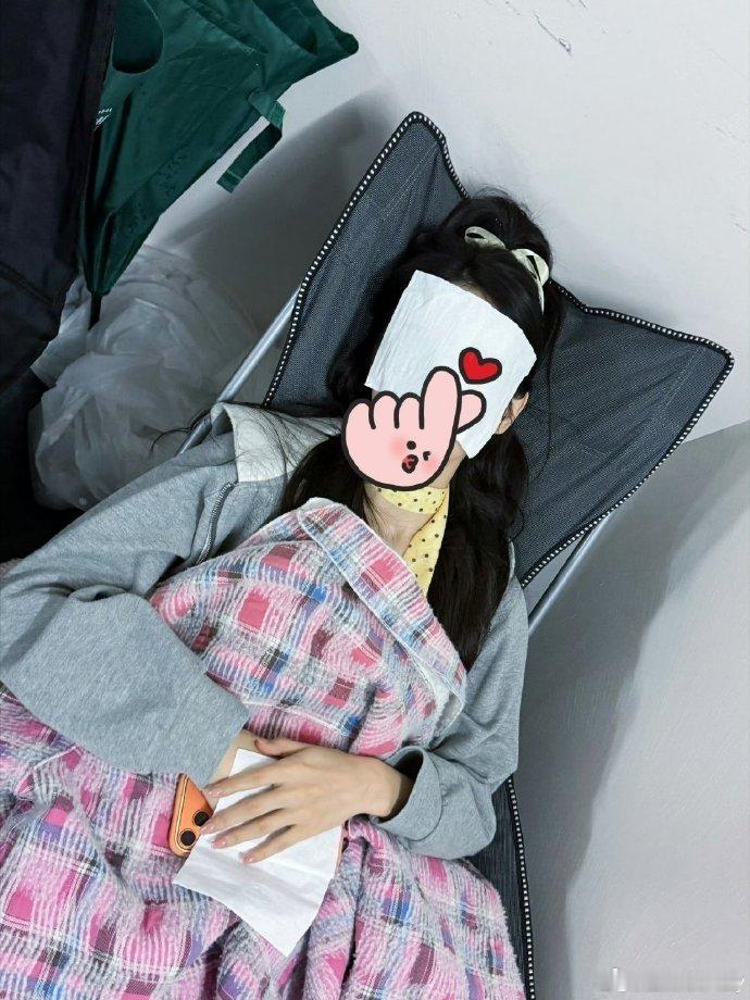 代斯浪姐七睡一 乘风2026 谁还没看到代斯的补觉日常？随时随地都在眯觉，高强度