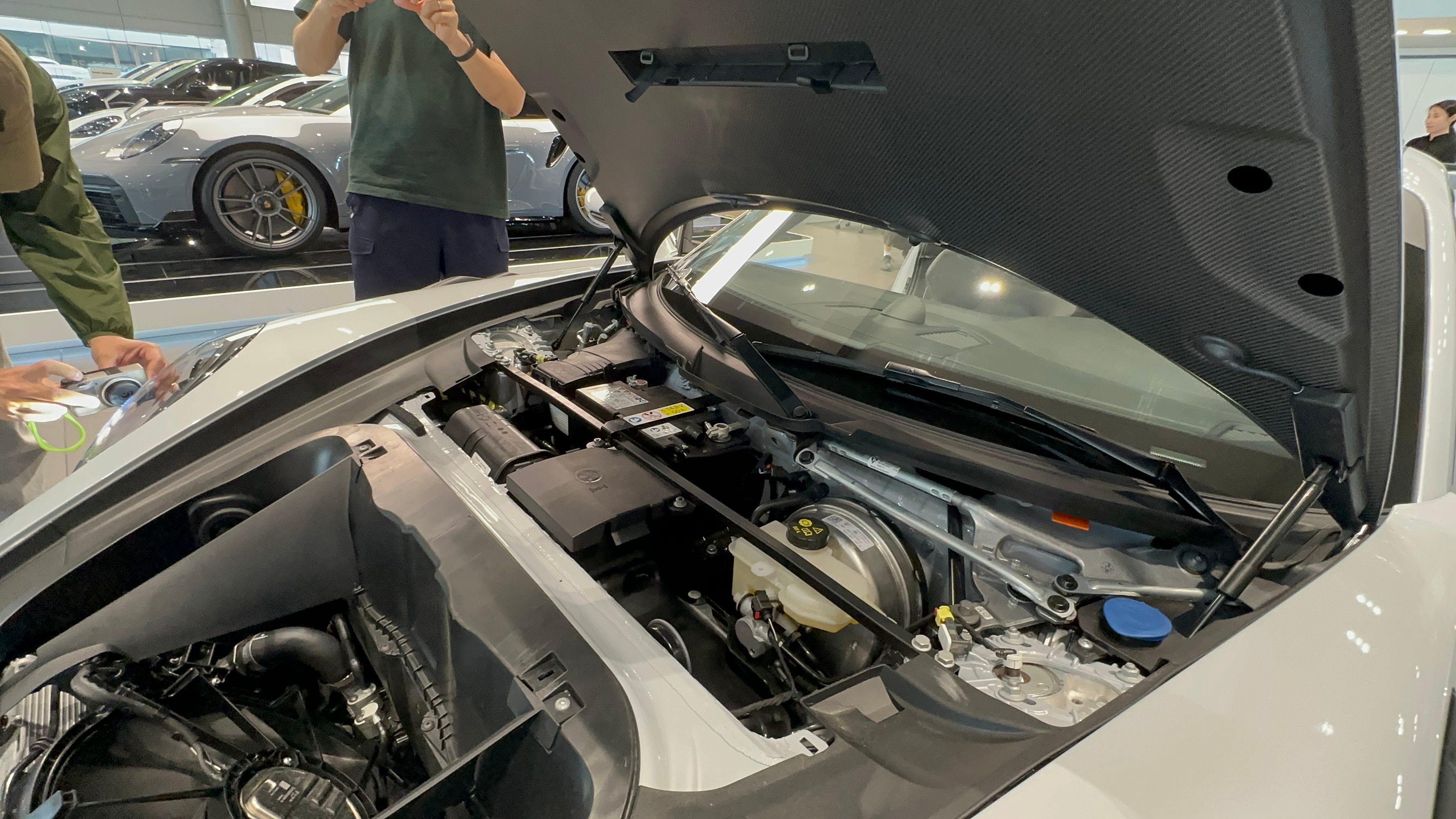 保时捷 911 是目前所有新车上使用物理连接制动系统为数不多的车型了。即便是 9