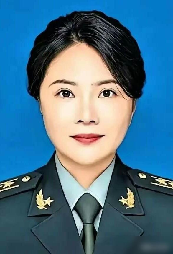 看到个军队查账的通报，惊出一身冷汗。

真的得给高雪莲这样的军队审计人竖个大拇指