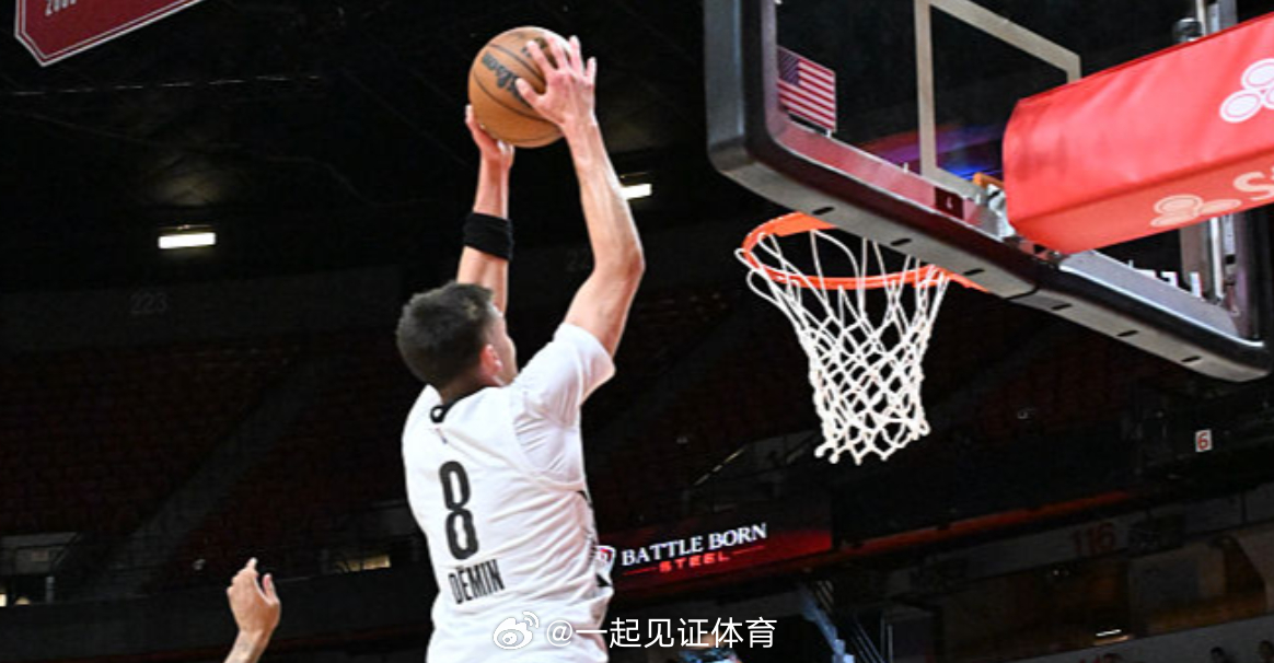 杰明22+8阿卡夫26+5 篮网大胜国王北京时间7月15日，拉斯维加斯夏联。篮网