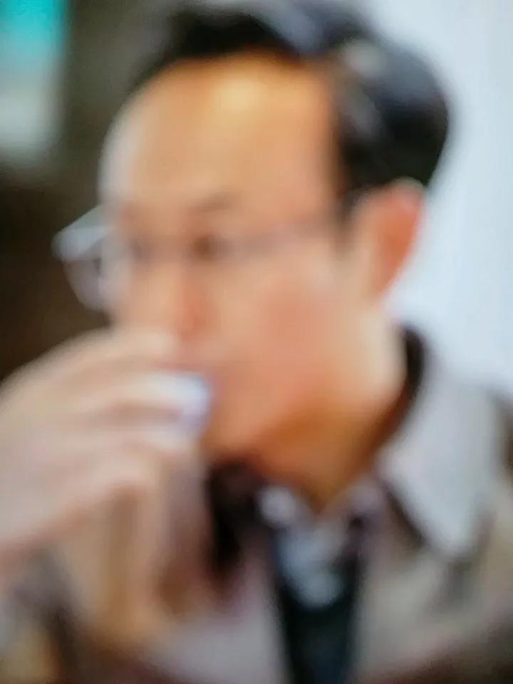 《狂飙》我最不认同的是高启强在结局前拒绝自首，选择玉石俱焚的决定，因为从现实角度