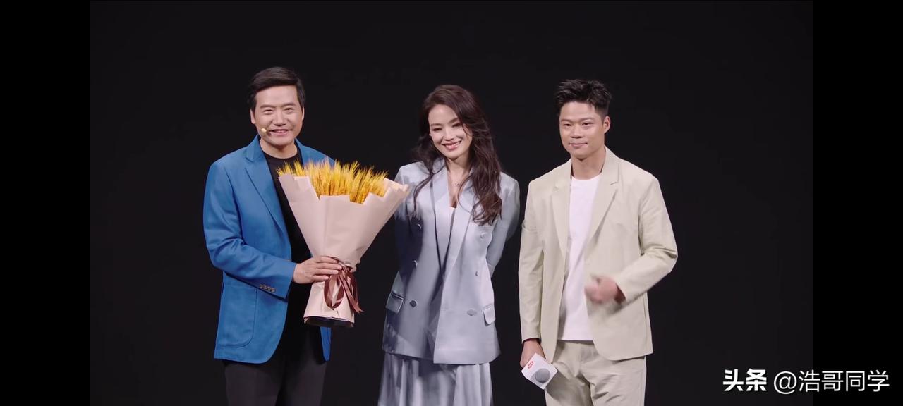 新一代SU7正式发布，定价21.99万元起！
虽然新一代小米SU7要在元旦雷总直