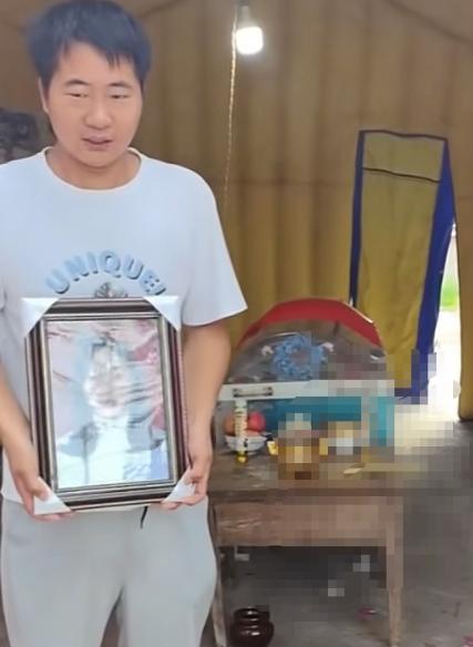 三十天月子餐写好，孩子再也见不到妈妈，他凭什么被全网追着骂？


7月4号，洛阳