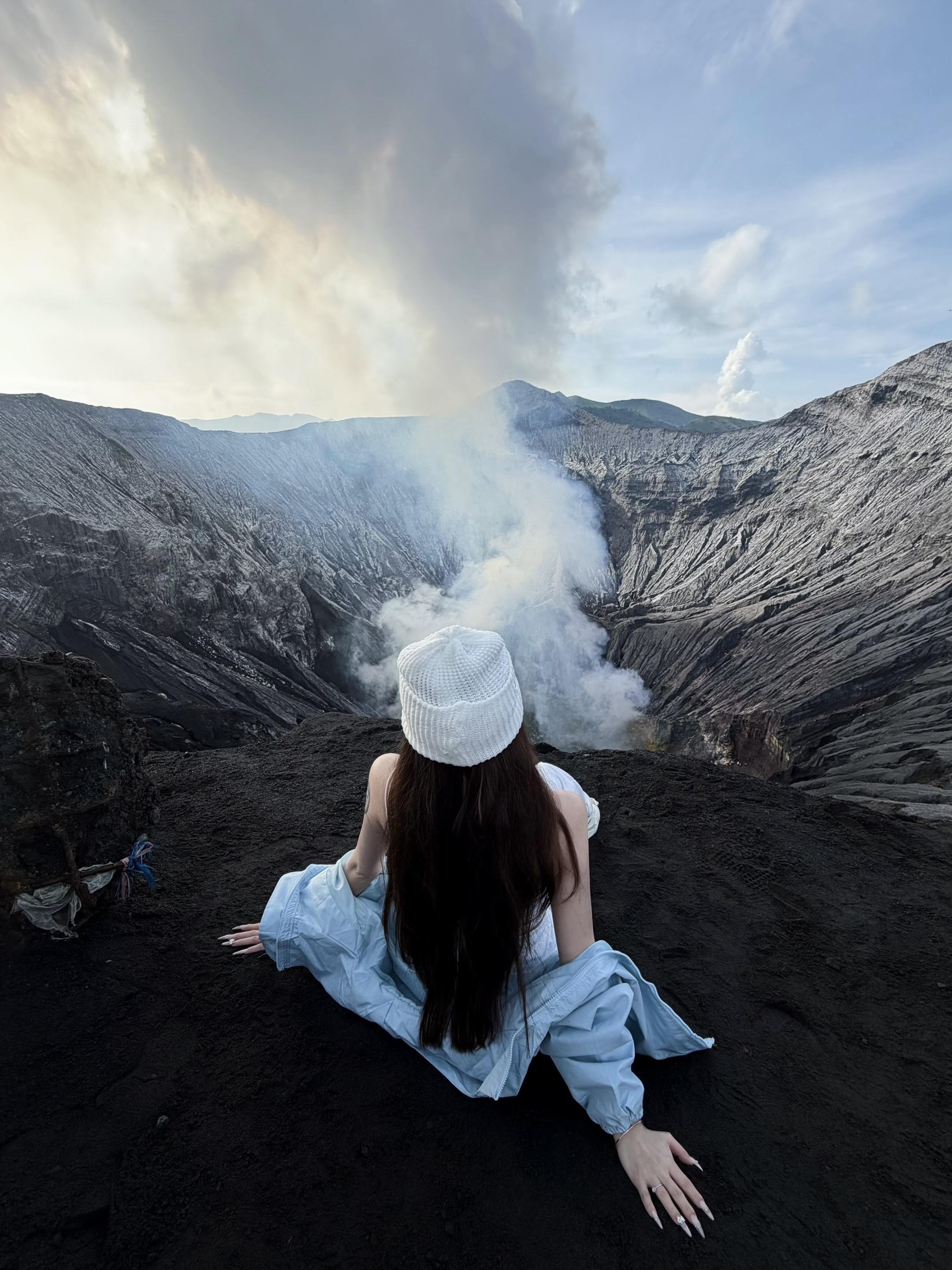 📍Bromo火山🌋——勇敢的人先吃火山灰 此刻我站在《孤独星球》的...