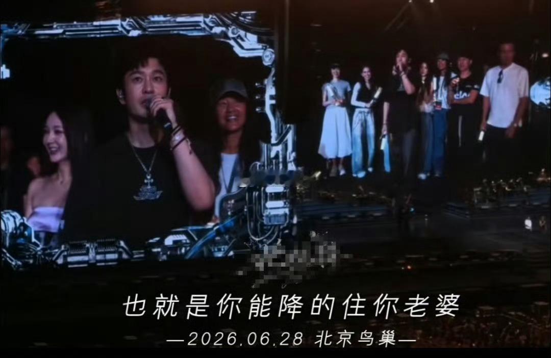 黄晓明夸昆凌引杨颖对比 有人拿“昆凌承认靠周杰伦”和“杨颖非要证明不靠黄晓明”来