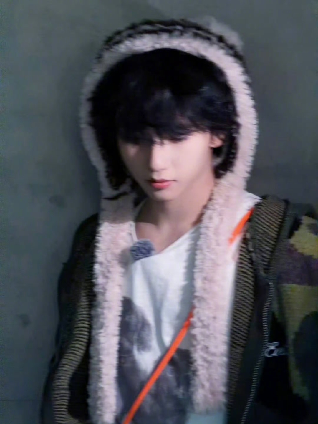 【#穆祉丞又发live图营业# 】#live图是穆祉丞的营业舒适区#3月27日，