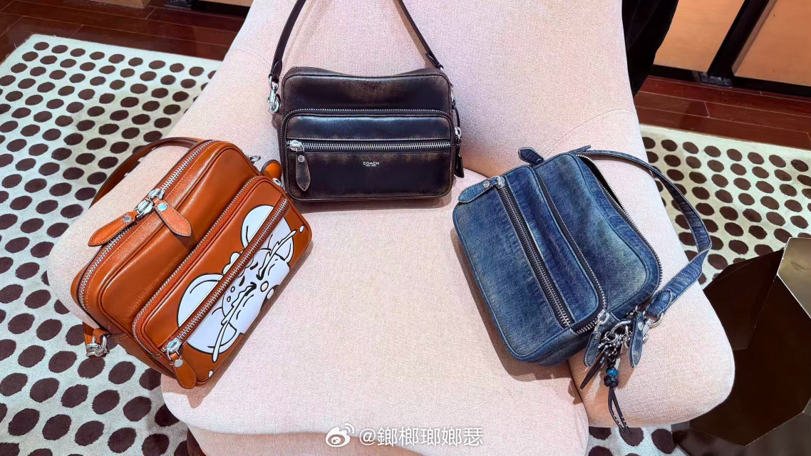 其实我也属于老钱风,老是没钱还发疯。 