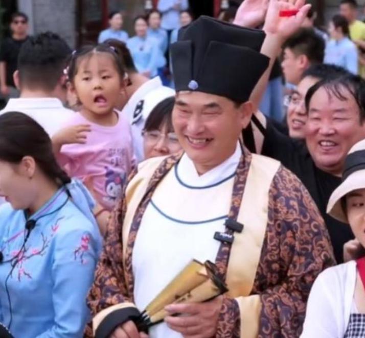 郭德纲因改《土琵琶》被武汉重罚不到三周，朱之文8月29日在台儿庄再唱同一首，立刻
